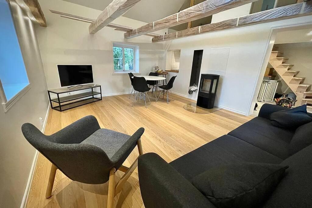 Eget Hus Med Bra Laege Och Toppstandard ลินเชอปิง ภายนอก รูปภาพ